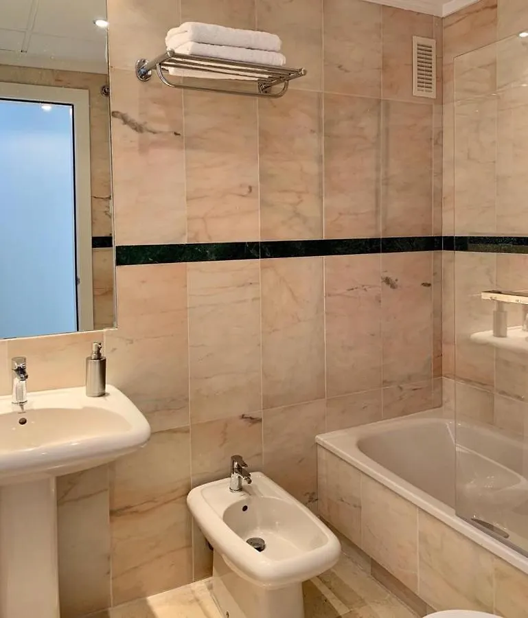 Apartamento Precioso piso con magnifica vista cerca playa Marbella 0*,  España