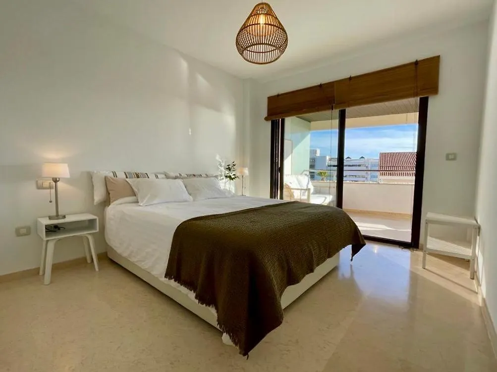 Apartamento Precioso piso con magnifica vista cerca playa Marbella 0*,